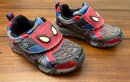 Seller #210 Stride Rite Boys Size 10 Red Blue & Black Spiderman Light Up Tennis Shoes