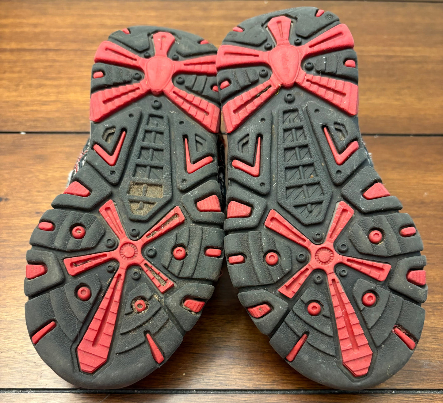 Seller #210 Stride Rite Boys Size 10 Red Blue & Black Spiderman Light Up Tennis Shoes