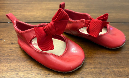 Seller #210 Baby Gap Girls Size 4 (12-18M) Red Patent Mary Jane Dress Shoes with Bows