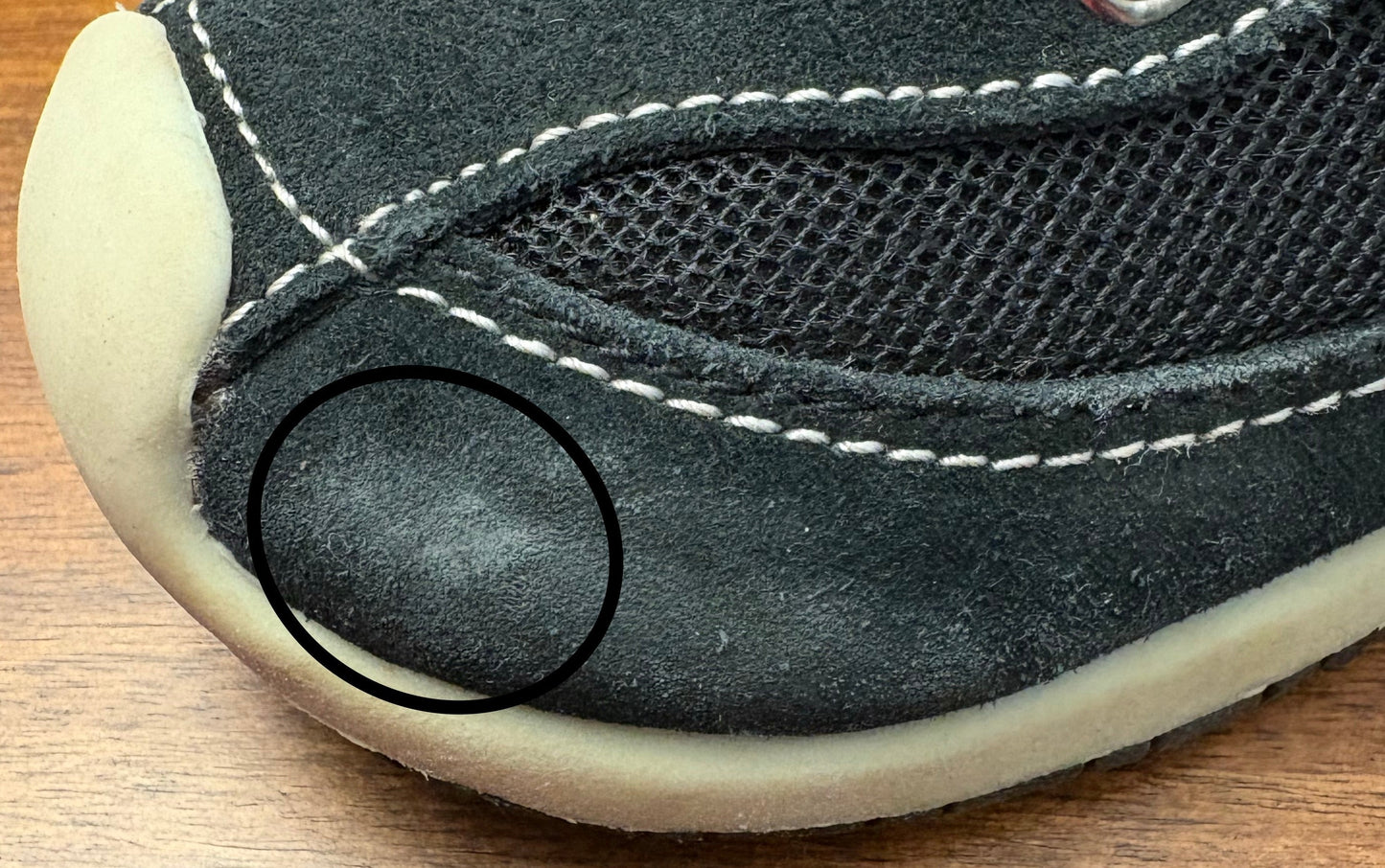 Seller #210 Children's Place Boys Size 8 Black Tie Sneakers