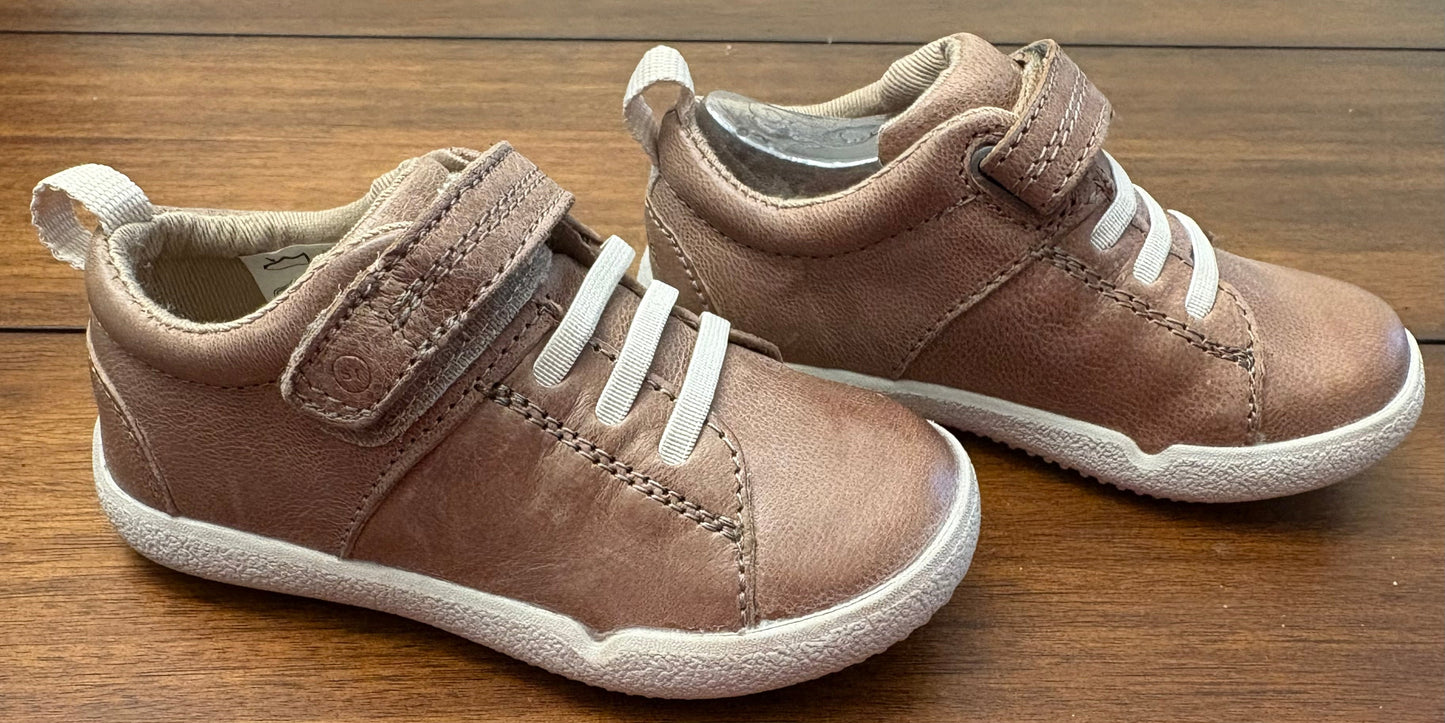 Seller #210 Stride Rite Boys Size 6 Tan Craig Leather Sneakers NIB