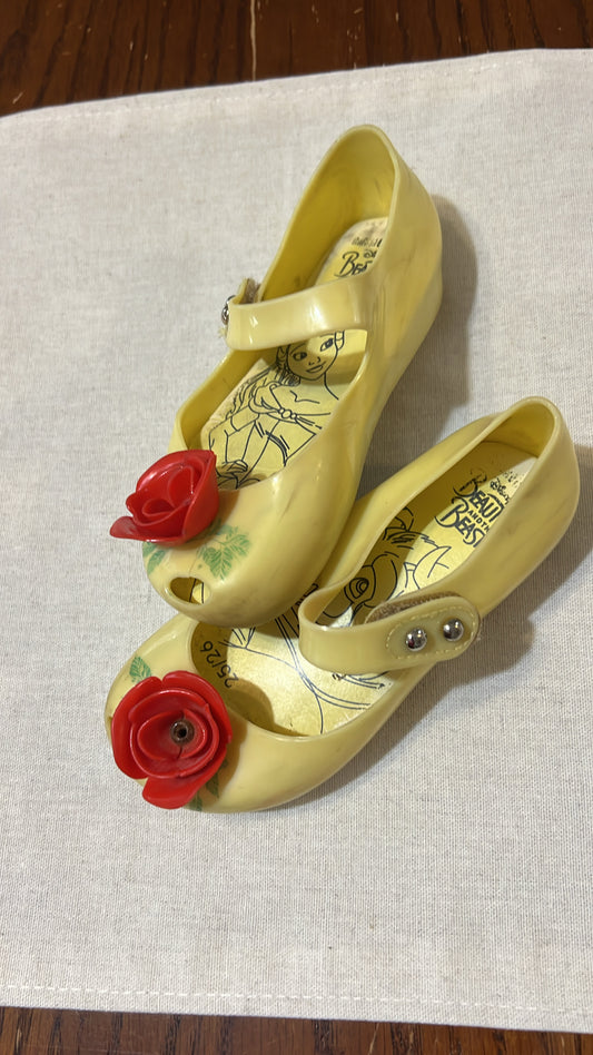 #156 Mini Melissa girls size 9 Belle shoes with rose