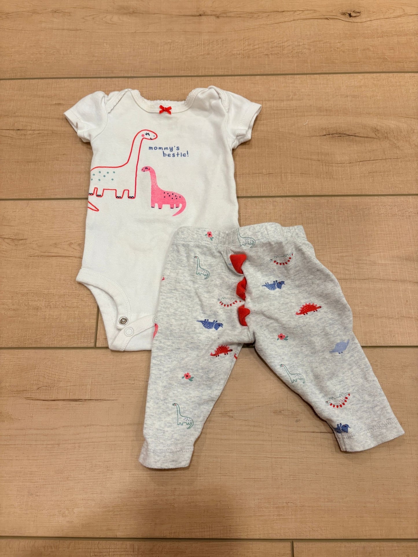 #37 3M Carter's Dinosaur Matching Set Onesie Bodysuit and Leggings with Dino Spikes on Butt