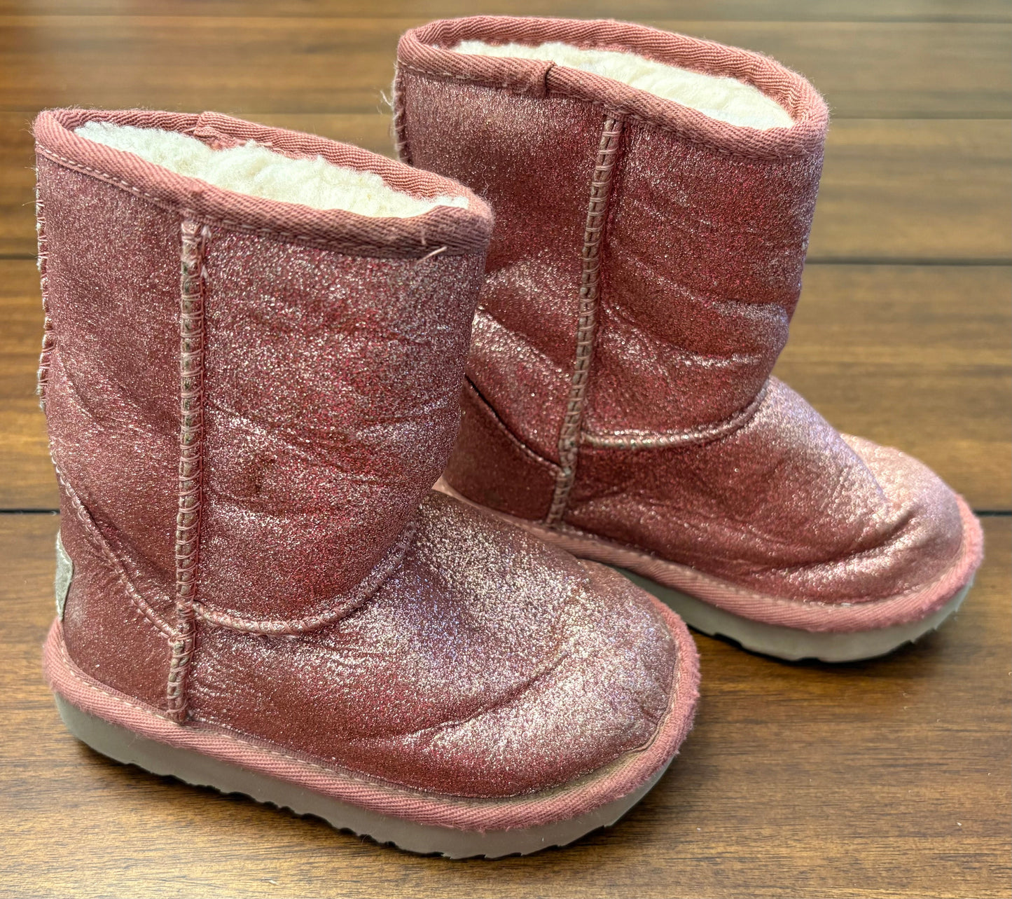 Seller #210 Ugg Girls Size 8 Mauve Glitter Fleece Lined Boots