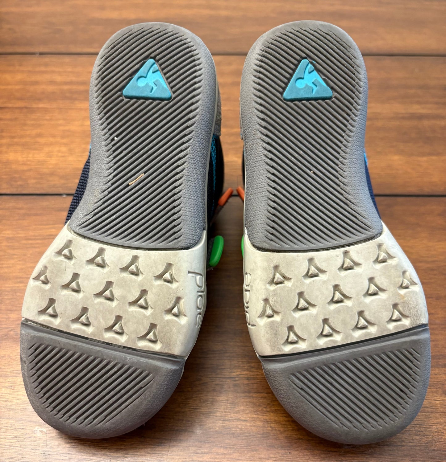 Seller #210 Plae Boys Size 12 Navy & Gray Tennis Shoes