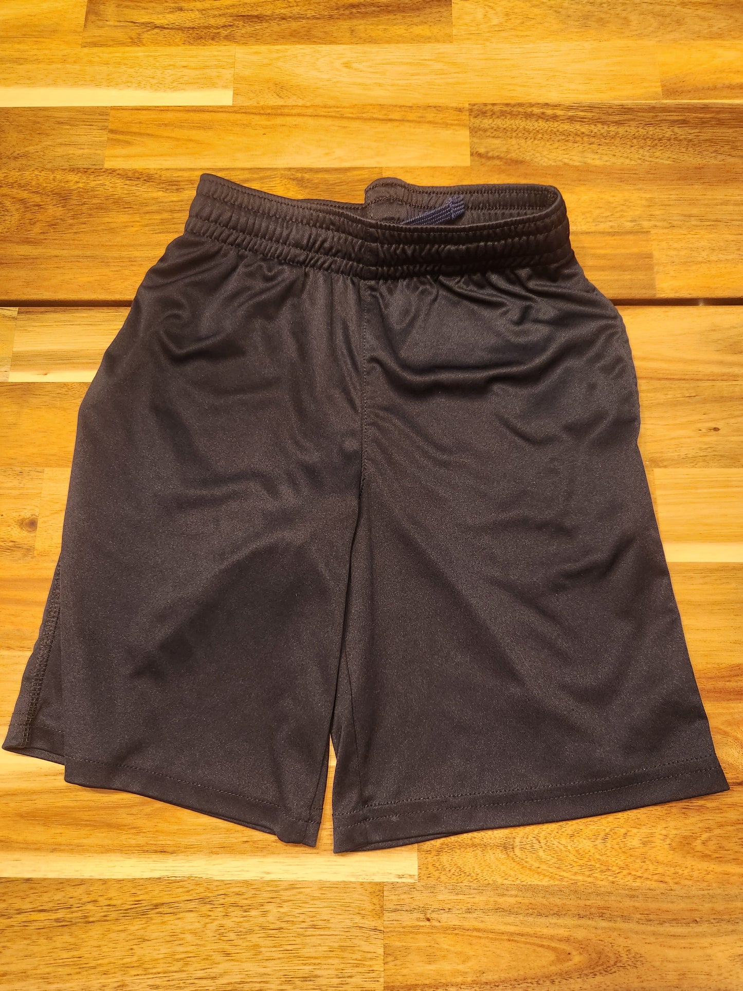 Athletic shorts sz SM (6/7)