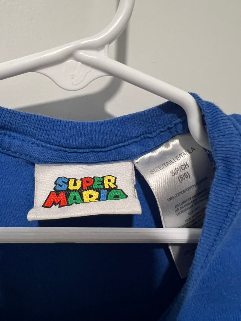 Seller #76 - Nintendo Super Mario T-Shirt Size Small (5-6) Kids