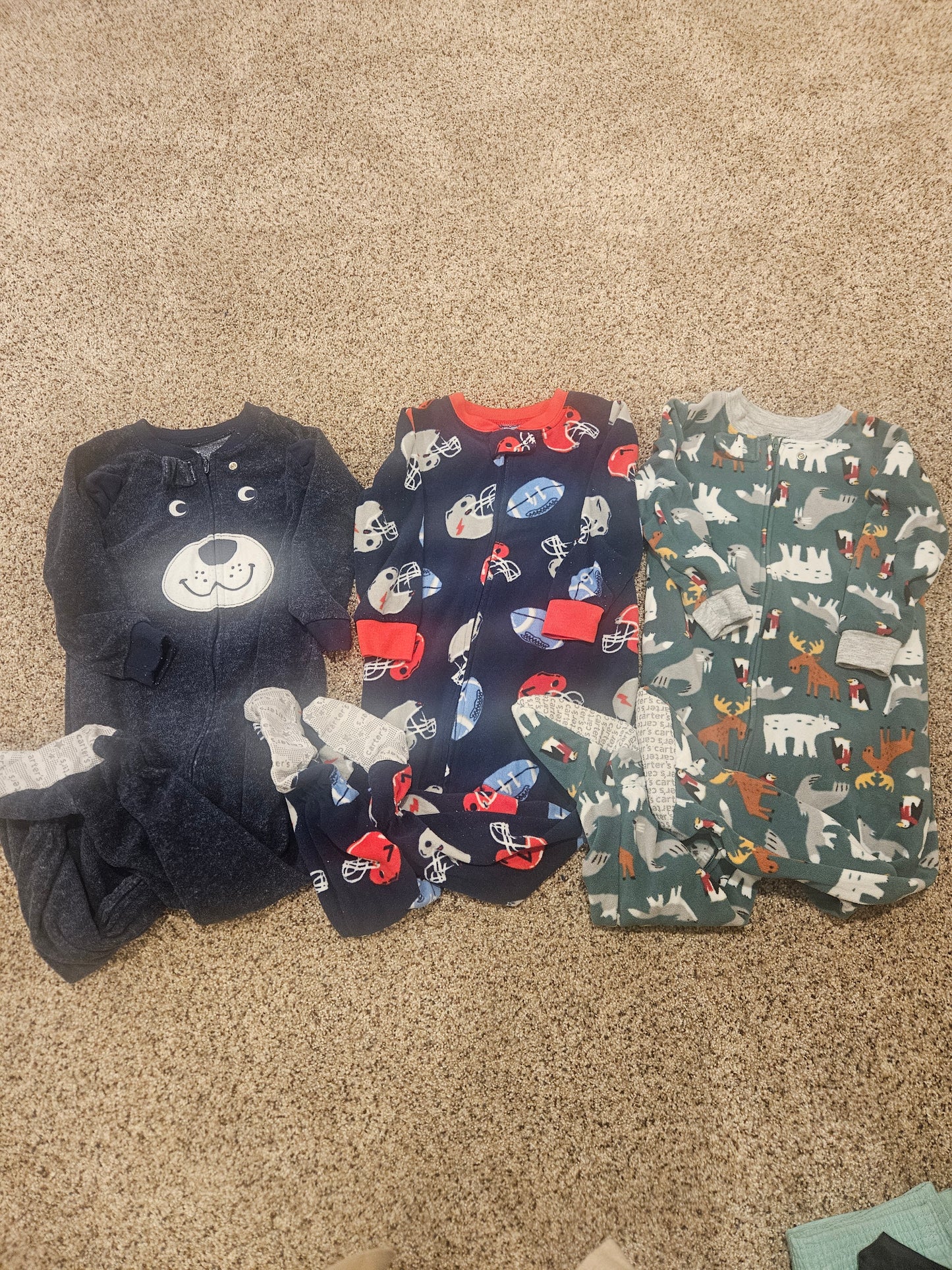 #33A - Boys Carters Fleece PJ Bundle - 2T - VGUC