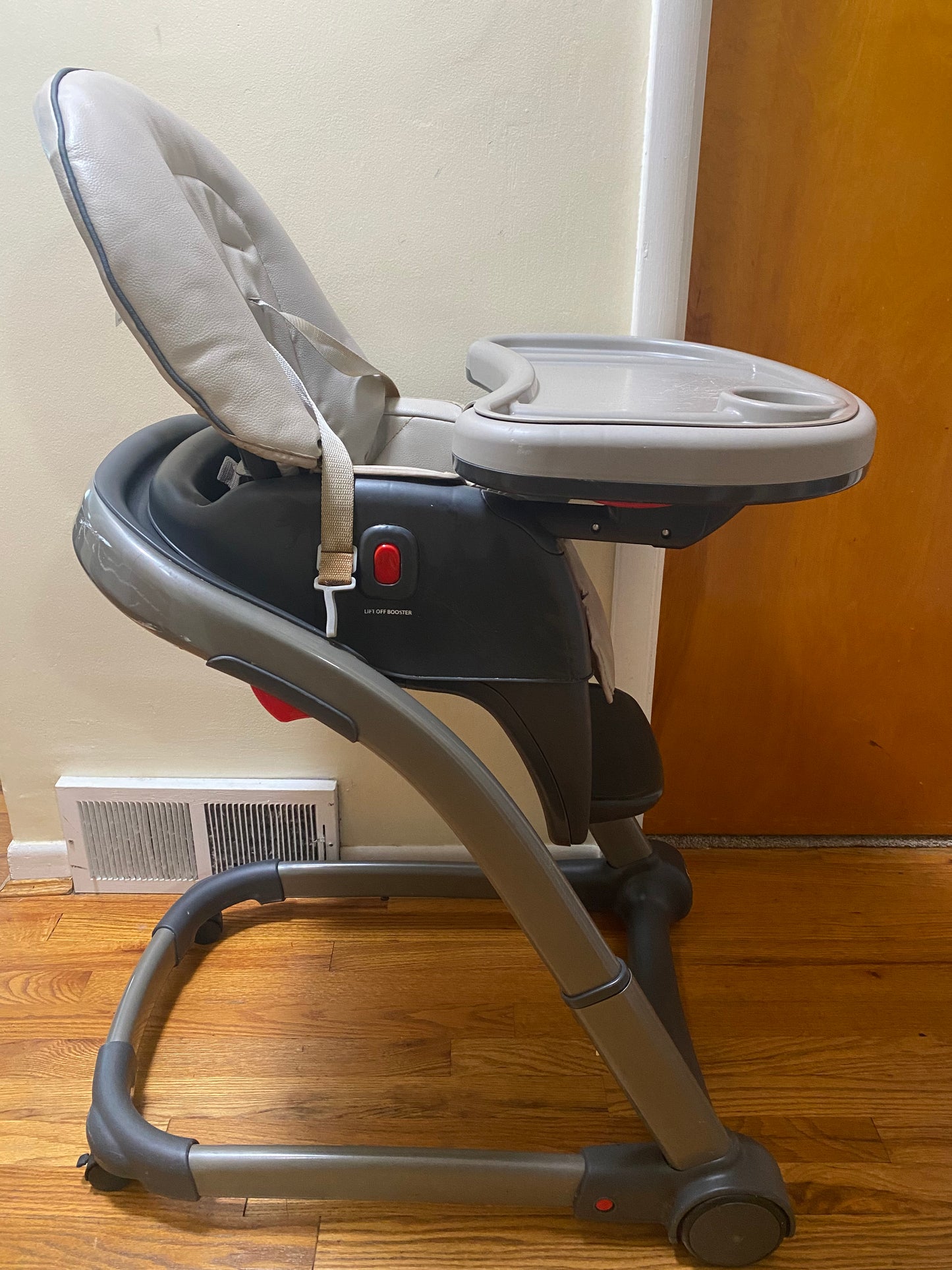 Graco 3 tray high chair