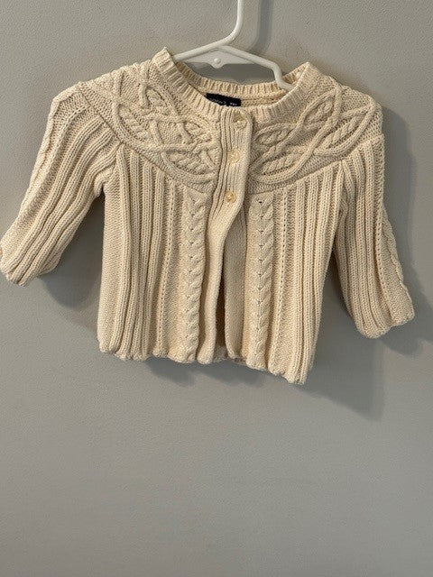 REDUCED #141 Cream Baby Gap Sweater GUC size 6-12 SR