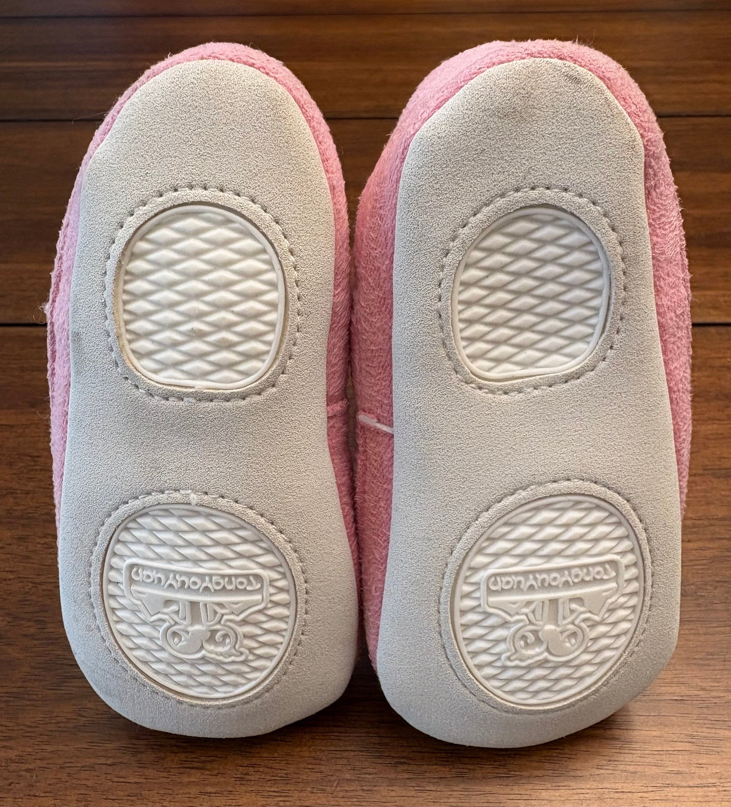 Seller #210 Girls Size 5 (approx) Light Pink Fleece Lined Boots