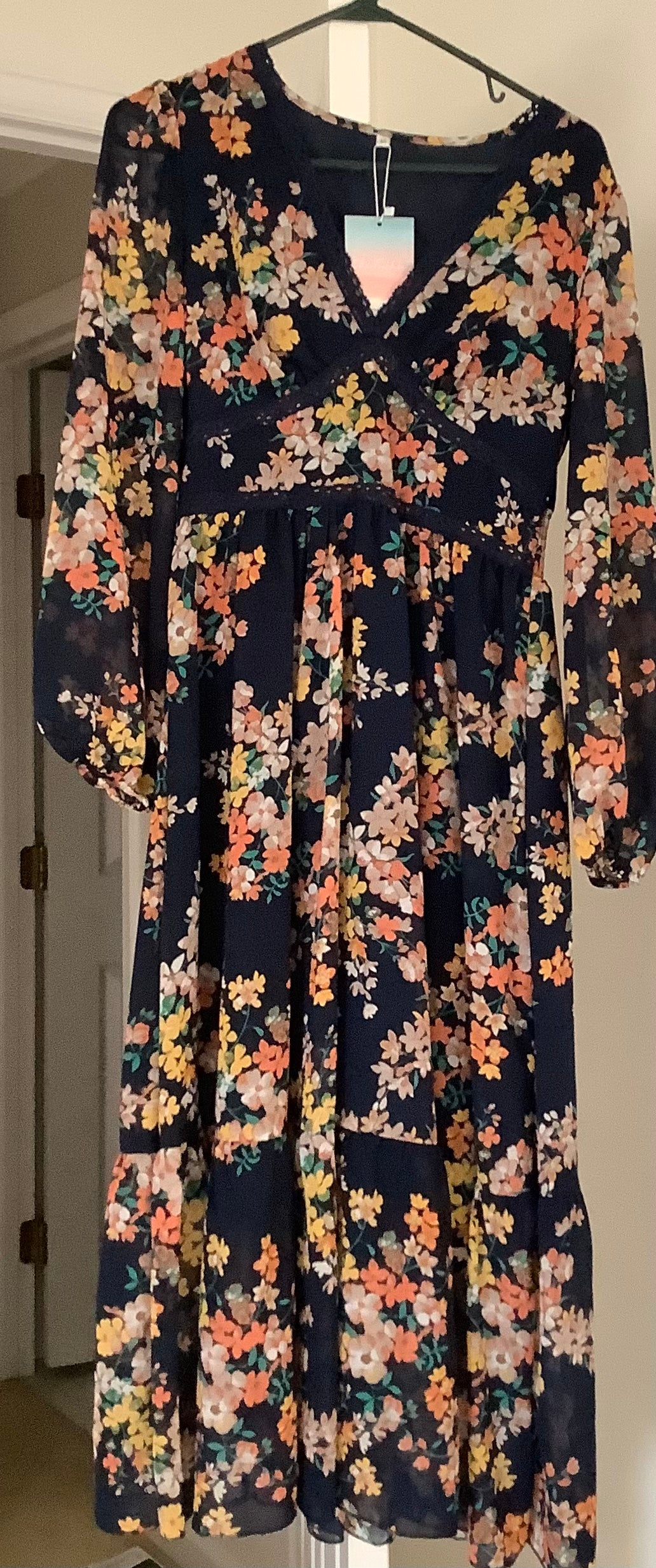 #130 NWT Navy Floral Dress Sz M