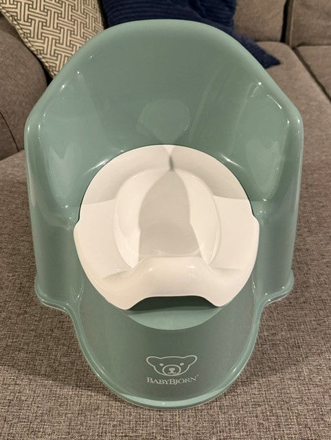 Seller #179 | Baby Bjorn Potty