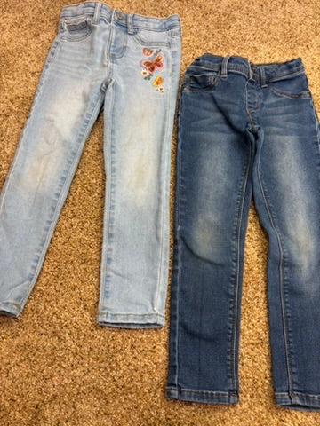 #86A girls 5T jumping beans and Sonoma jeans