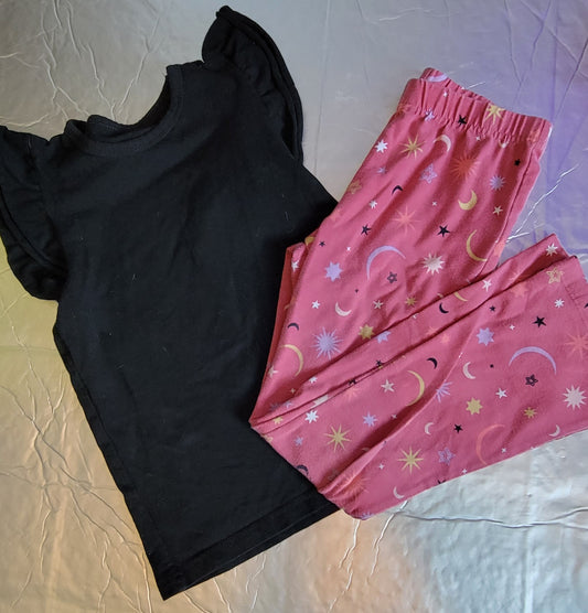 Girls Outfit Size 6 Flare Pants and Ruffled Top