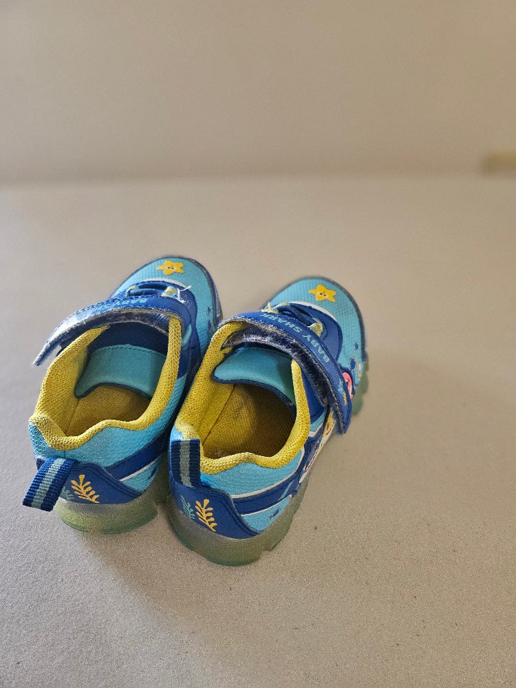 Baby Shark Shoes Size 7