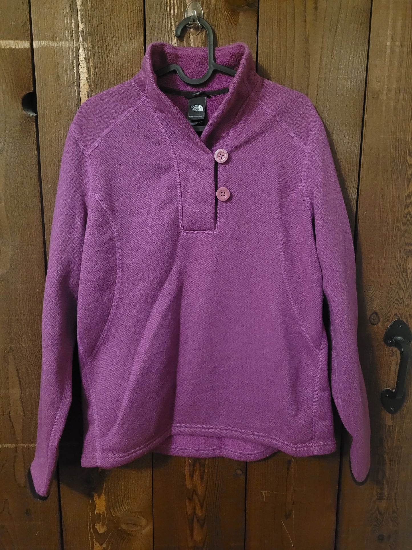 #96B North Face Women's Fuschia Pullover Size M