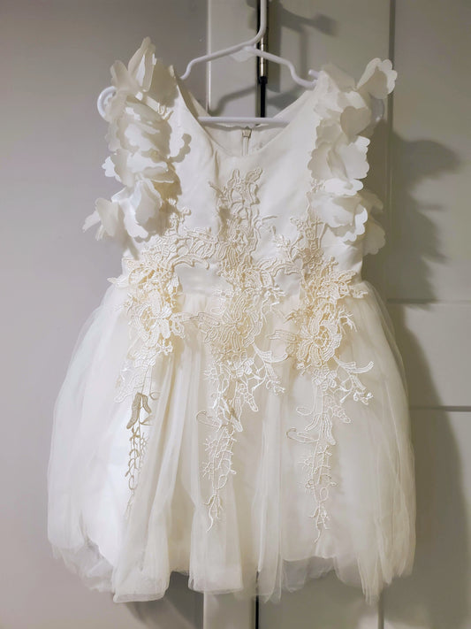 #58 Trish Scully White and lace tulle flower petal dress girls size 2T