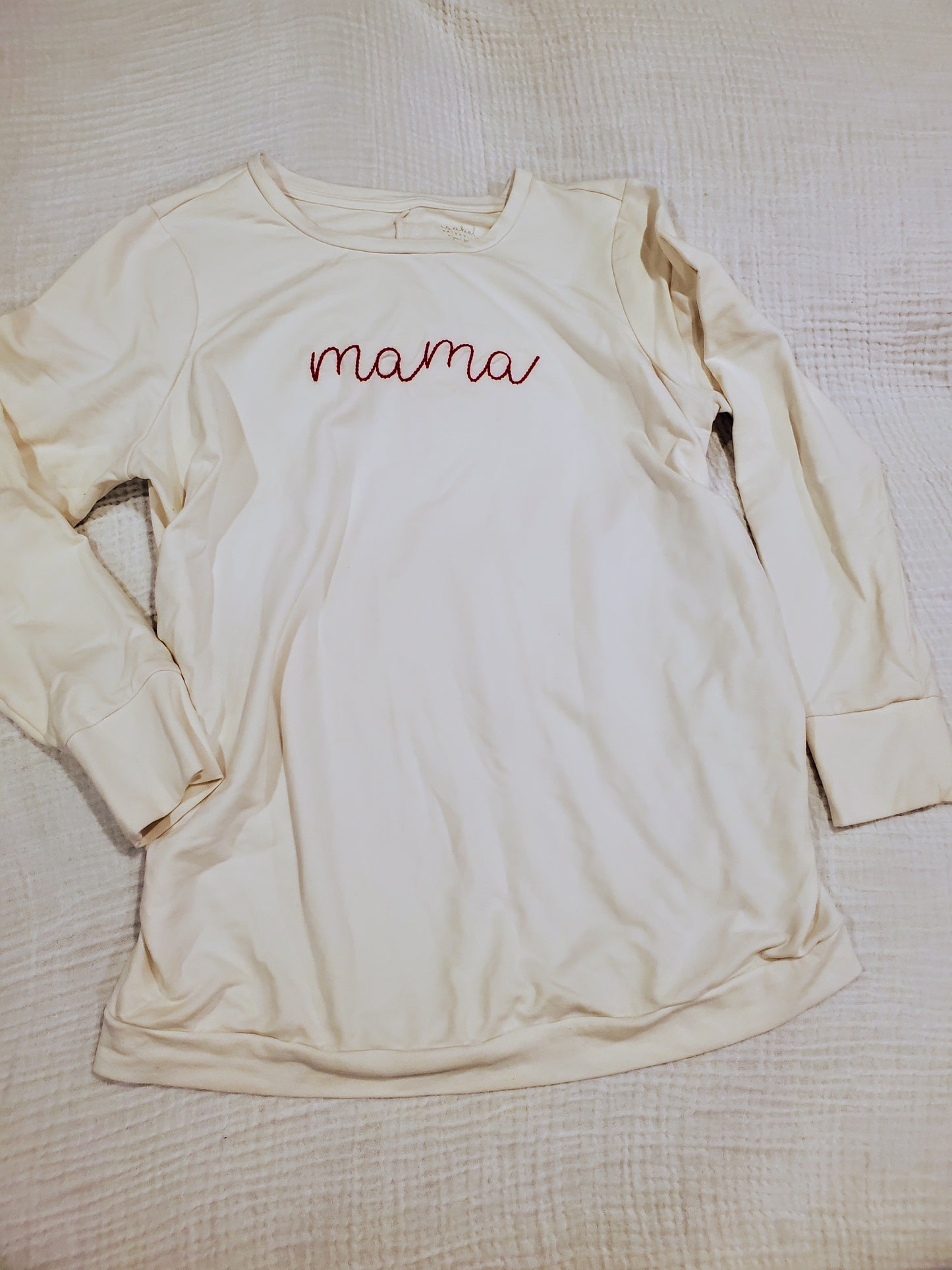 #58 Isabel Maternity Cream sweatshirt with "mama" red stitching womens size L