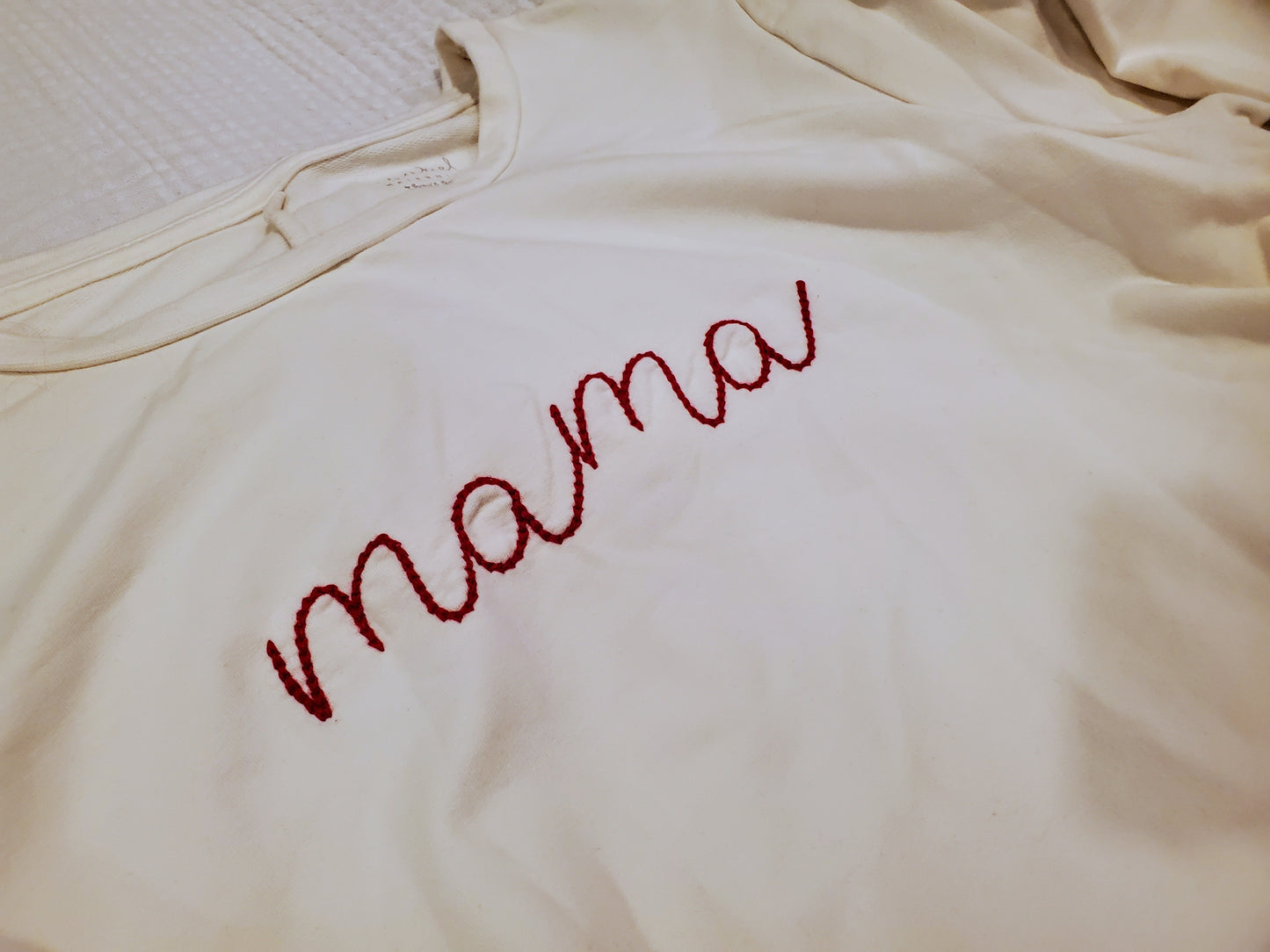 #58 Isabel Maternity Cream sweatshirt with "mama" red stitching womens size L