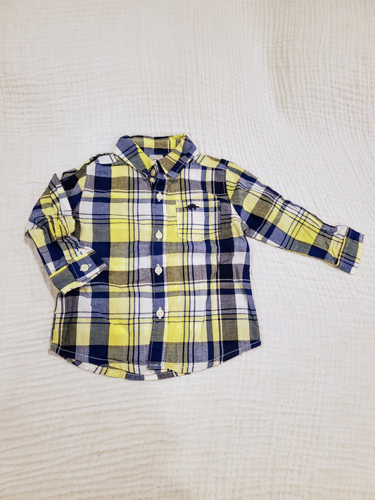 #131 Carter's button-down long sleeve plaid boys size 12M