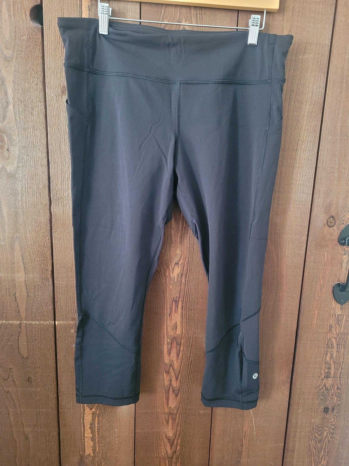 #96B Lululemon Women's Pace Rival Crop Leggings Size 12