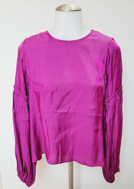 on twelfth Women's Pink Top Size S