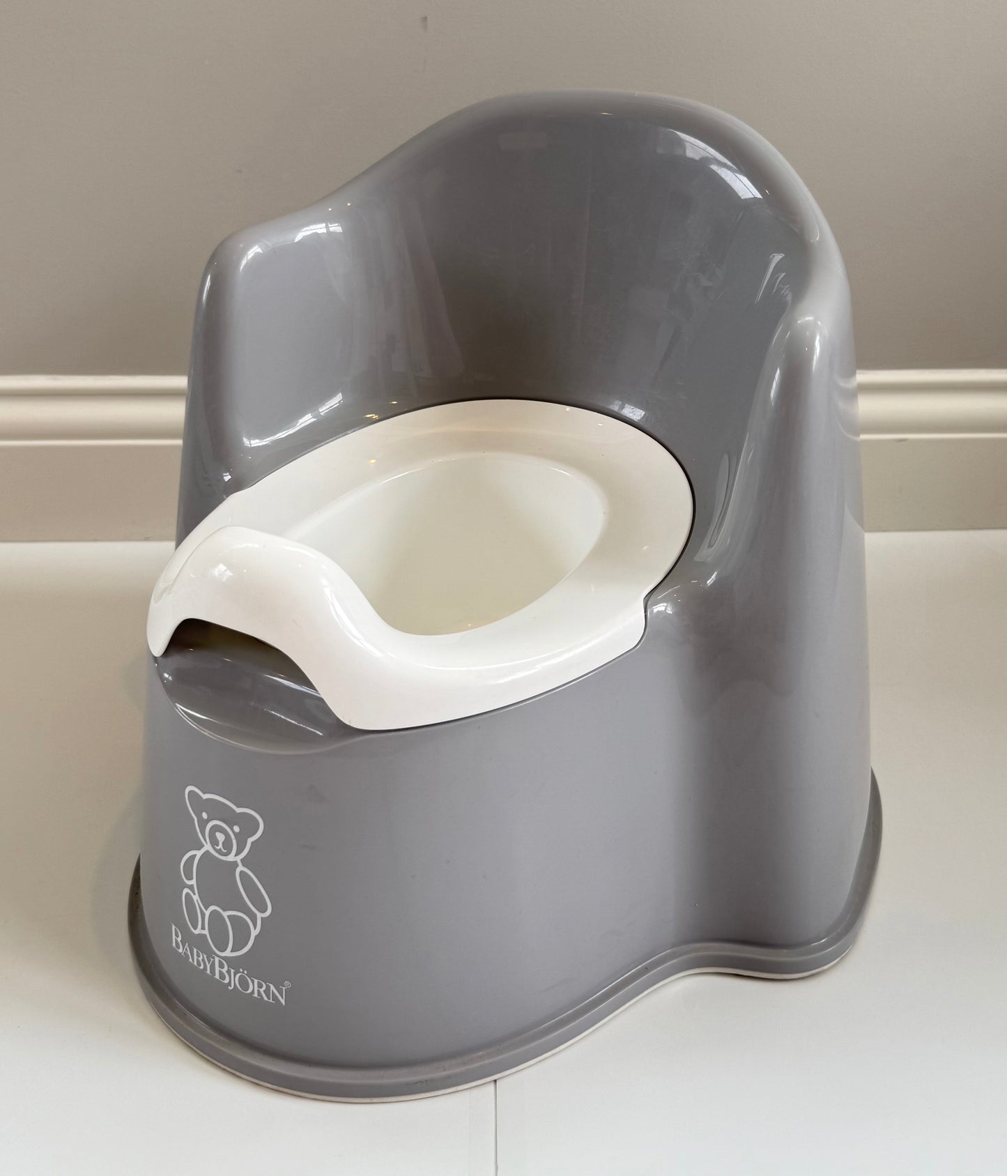 #153 Baby Bjorn Gray Potty Chair