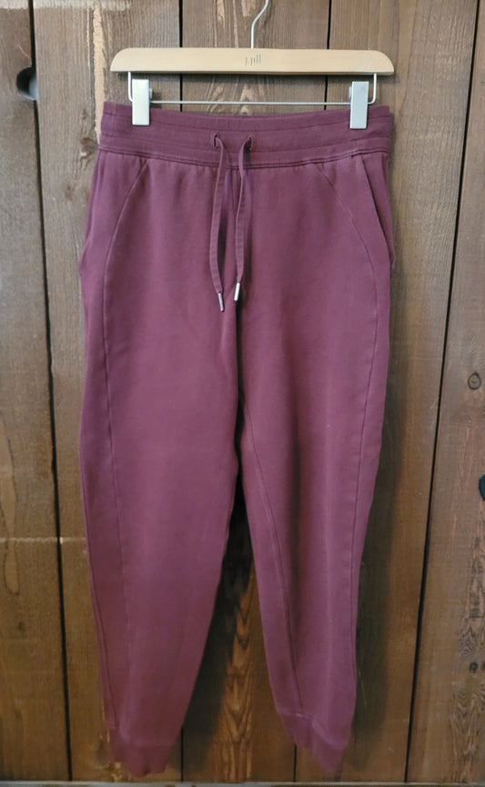 #109 Women's Lululemon Maroon Sweatpant Joggers Size 6