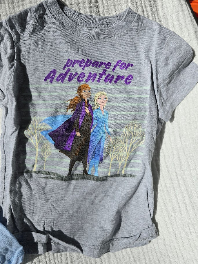 #131 Frozen 2 T-shirts girls size 4/5