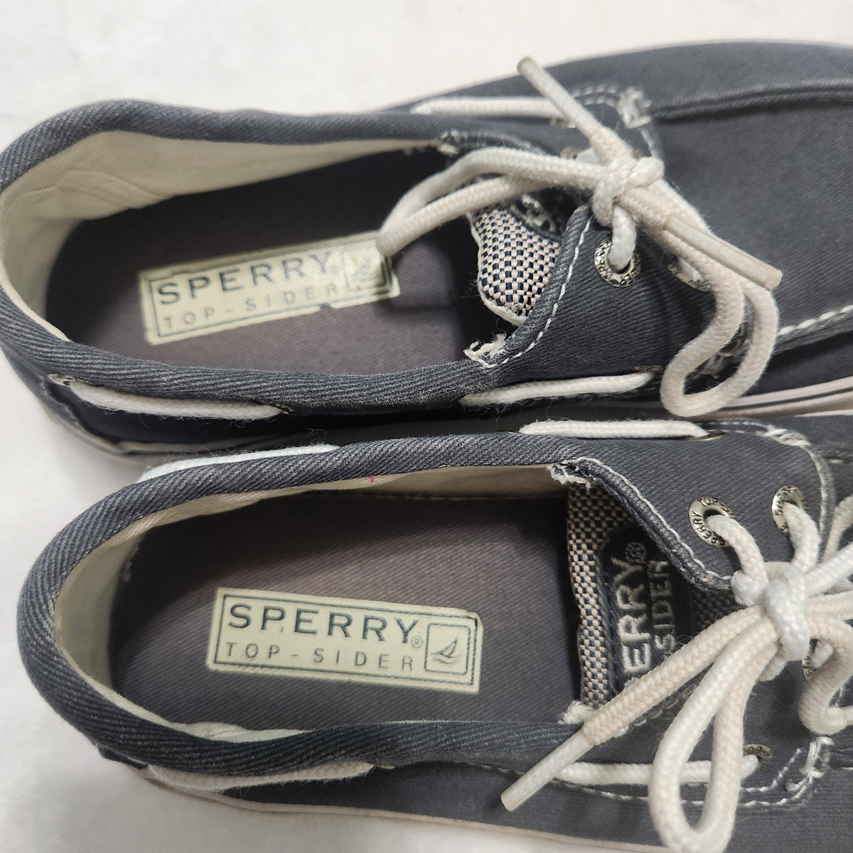 #167 Sperry Boys' Halyard Size 1.5 Navy Blue Boat Shoes