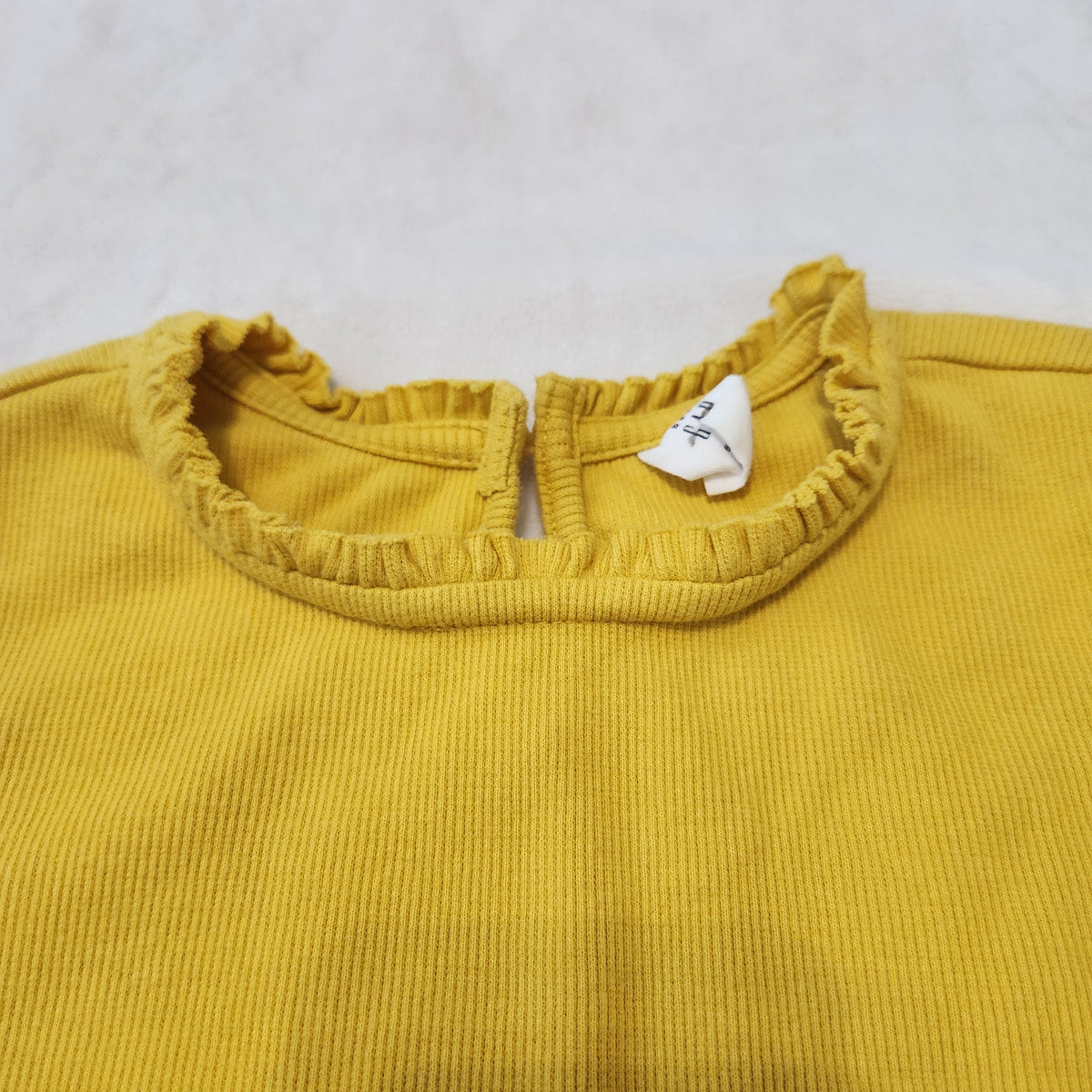 #167 Baby Gap 5T Ruffle Collared Long Sleeve Top