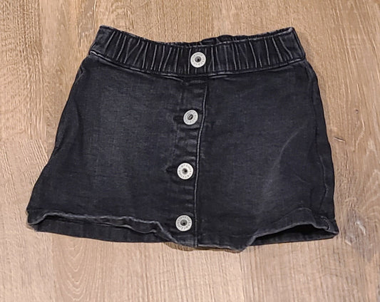 #188 Art of the Class Infant Girls 18M Black Jean skirt (1 of 2)