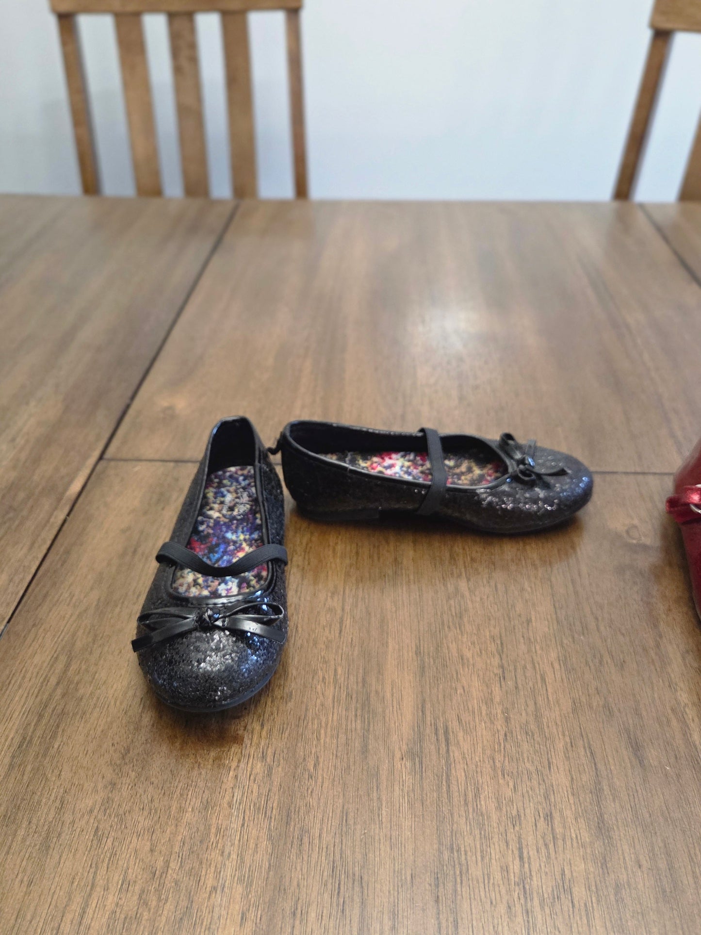 REDUCED Seller #184 Red children's place flats and black sparkle flats size 9