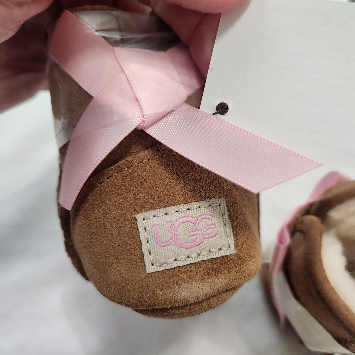 #167 NWT Ugg's Baby 2/3 Jesse Bow II Suede Booties