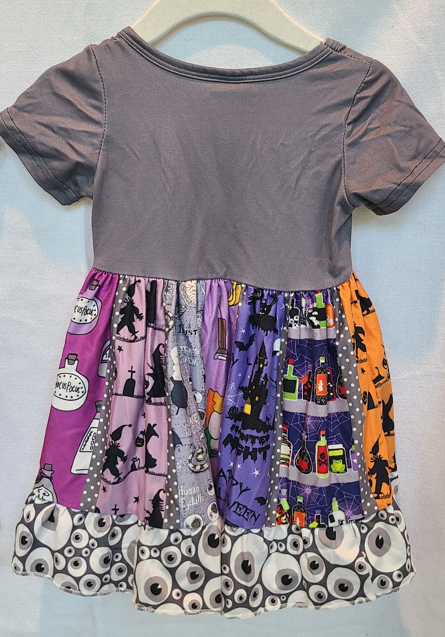 #188 Girls 2XS (6M-12M) Hocus Pocus Dress Small Shop (1 of 2)