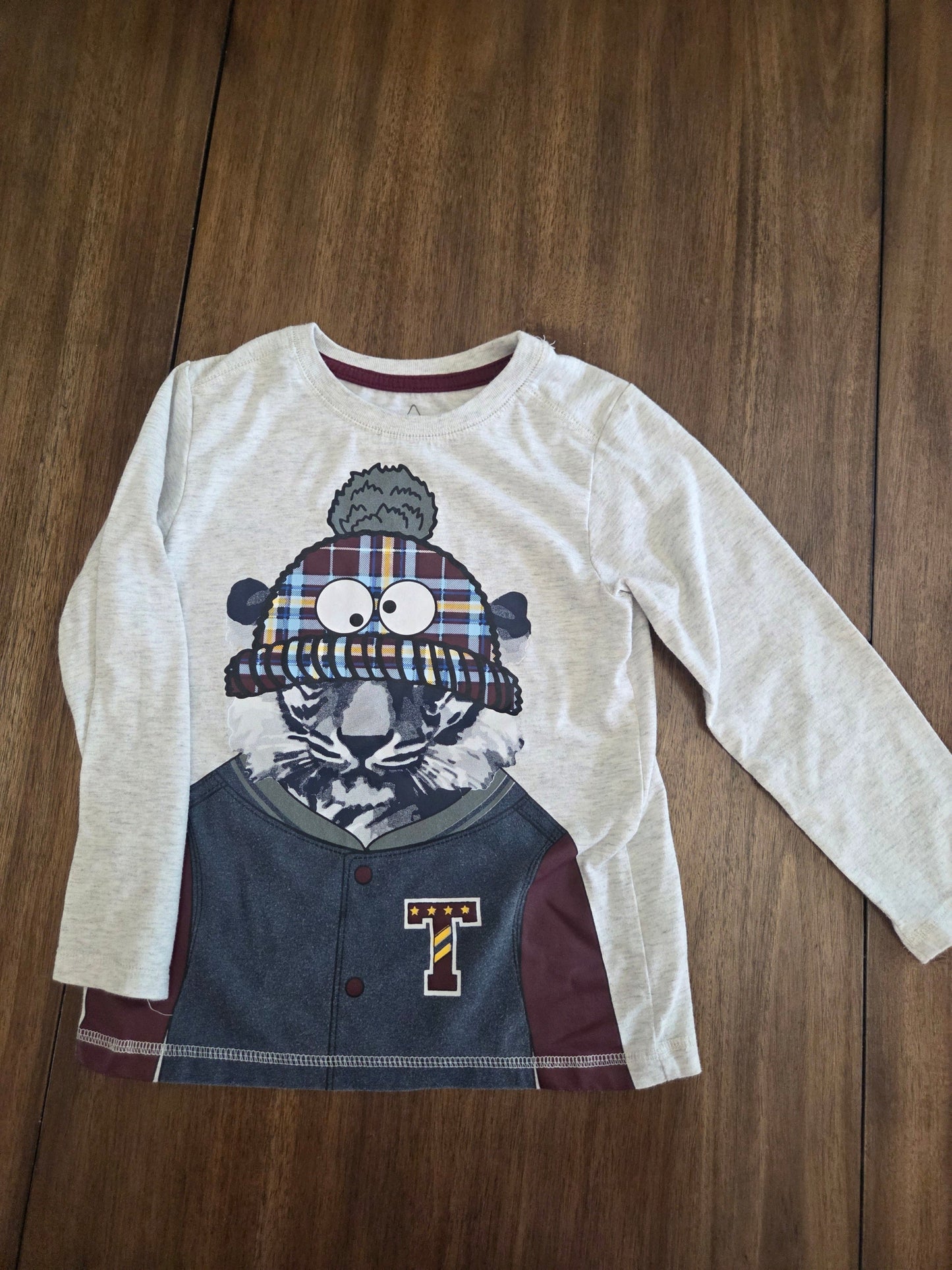 REDUCED Seller 184 Boys Longs sleeve  tops size 6