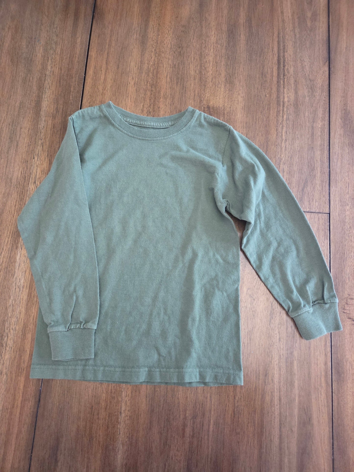 REDUCED Seller 184 Boys Longs sleeve  tops size 6