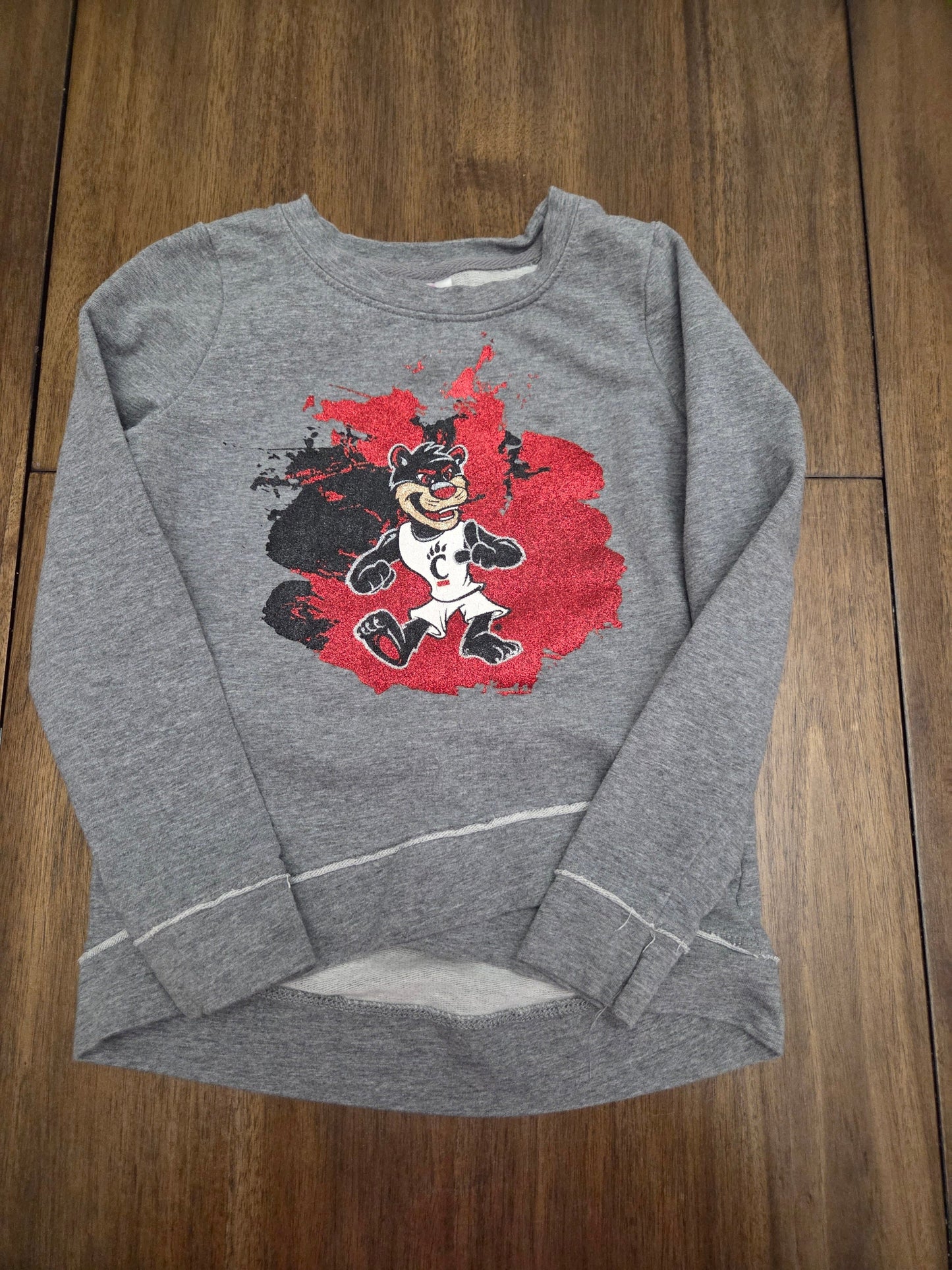 REDUCED Seller 184 Girls Bearcats and reds bundle size 4T