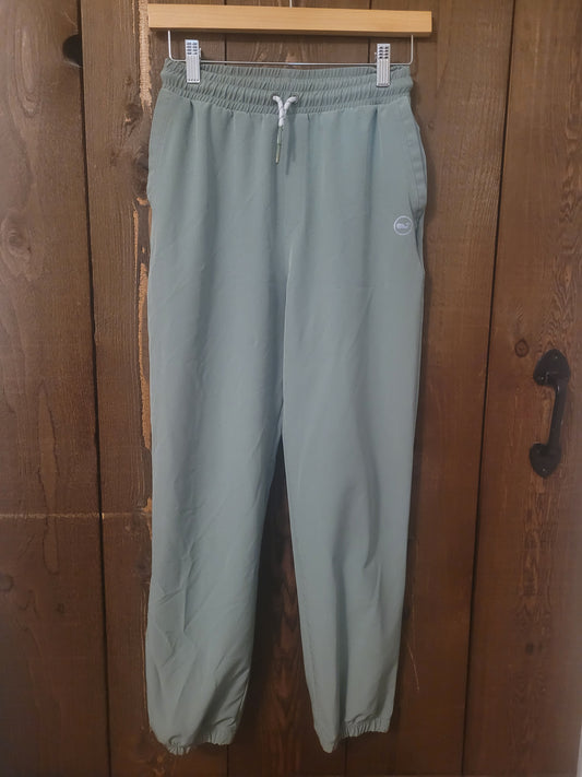 #109 Vineyard Vines Performance Joggers Boys Size L