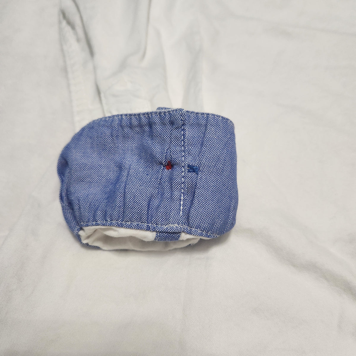 #167 Mini Boden 7/8 White Button-Down Cotton Shirt with Blue Cuff Trim