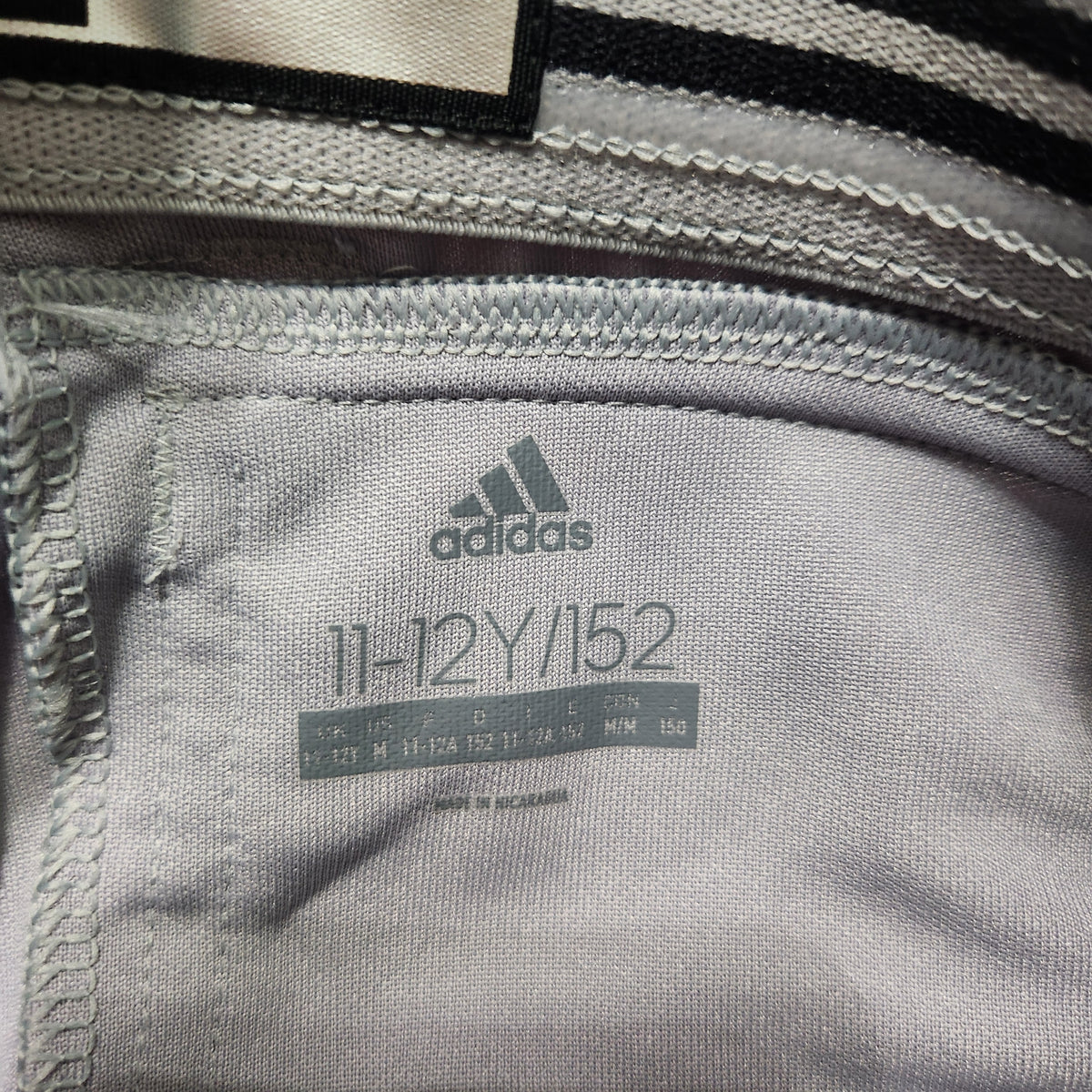 #167 NWOT Adidas YM 11-12 Gray Baseball Cropped Jersey Pants