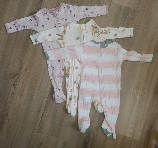 Seller #4 - 3 month girl Burts Bees pajama bundle