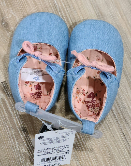 Seller #4 - NWT Osh Kosh B'gosh girls 0-3 month (size 1) shoes