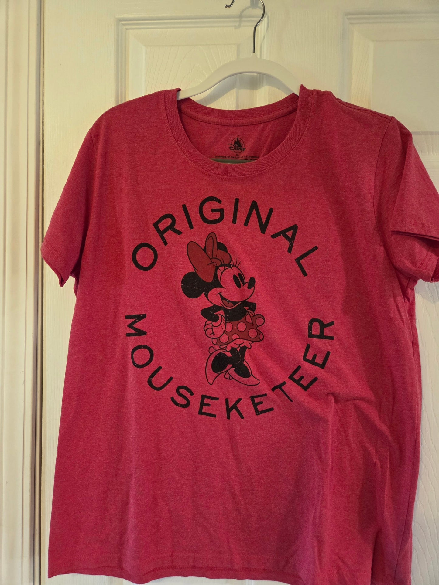 REDUCED Seller 184 Women's Disney tops size L/XL