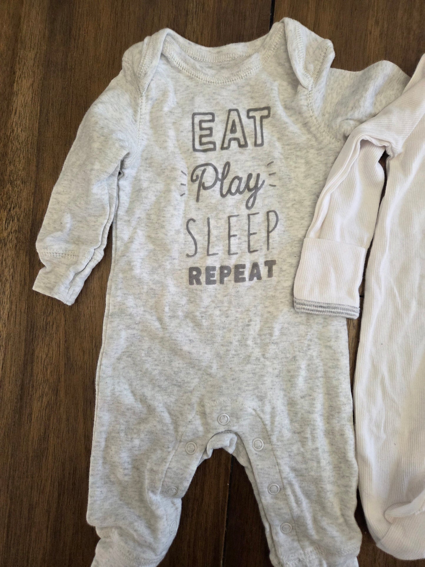 REDUCED Seller 184 3 month long sleeve onsies