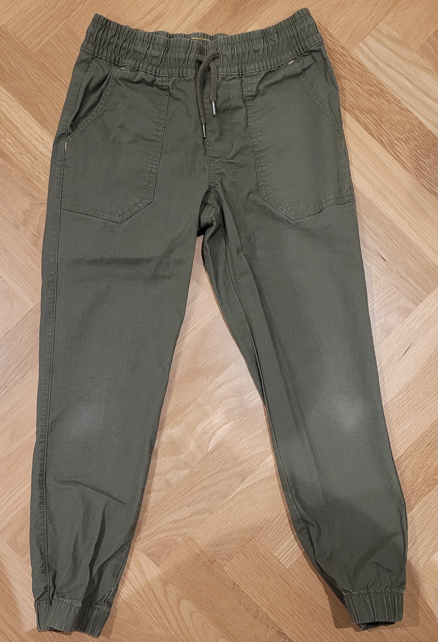#211 art class Joggers Boys Size 8