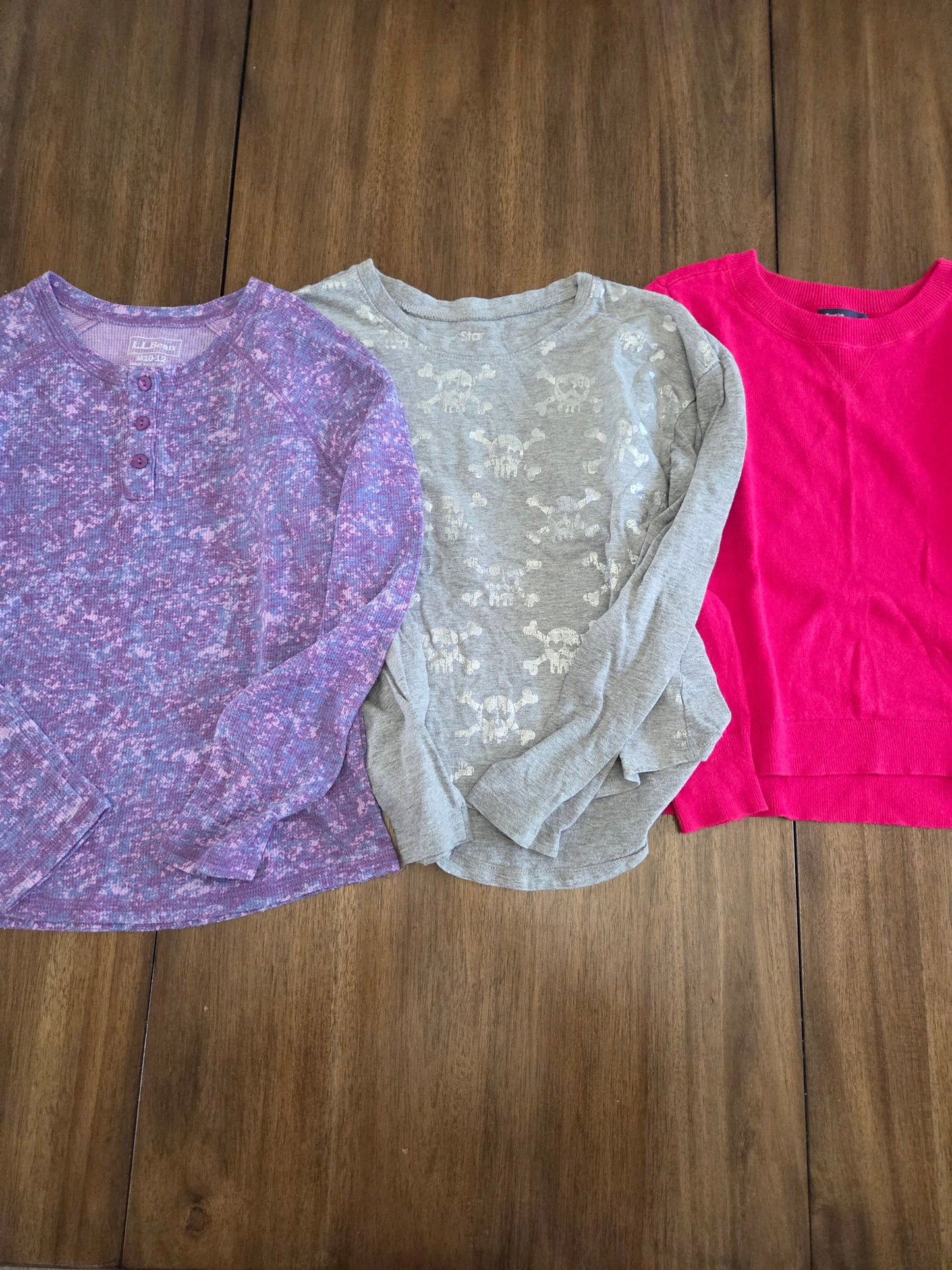 REDUCED Seller 184 girls mixed tops size medium
