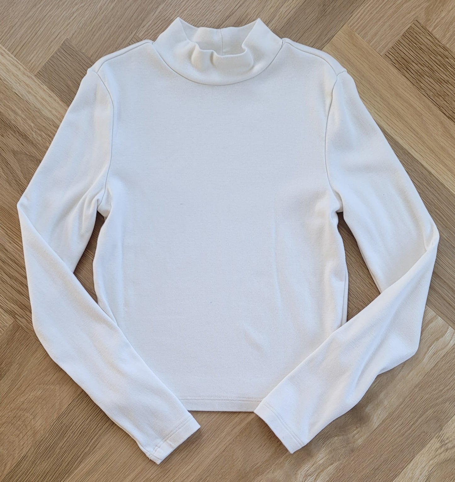 #211 Gap Kids Mock Turtle Neck Girls Size M (8)