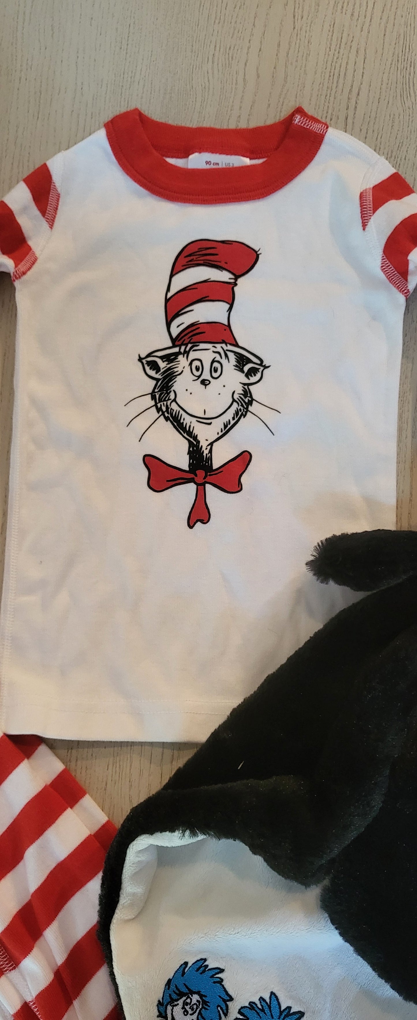 REDUCED: #9---  Boys 3T. Hanna Andersson Cat in the Hat pjs